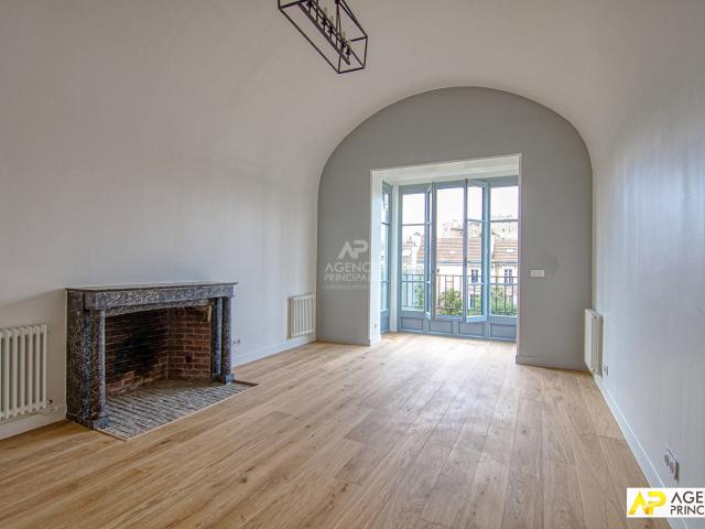 Appartement 6 pièces 114 m²