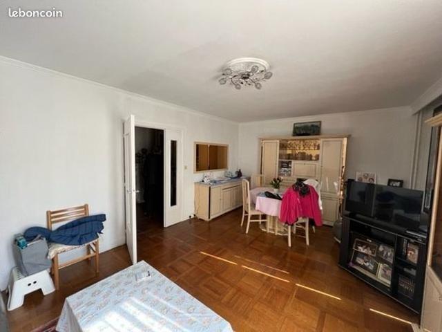 Appartement 6 pièces 116 m²