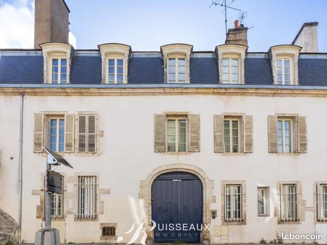 Appartement 6 pièces 116 m²