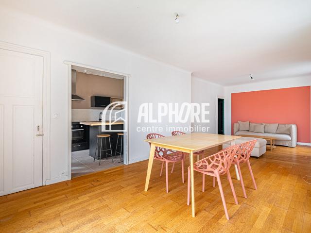 Appartement 6 pièces 117 m²