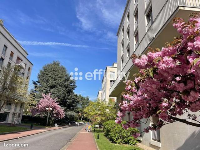 Appartement 6 pièces 118 m²