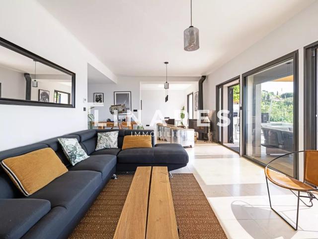 Appartement 6 pièces 119 m²