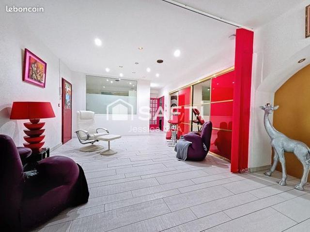 Appartement 6 pièces 119 m²