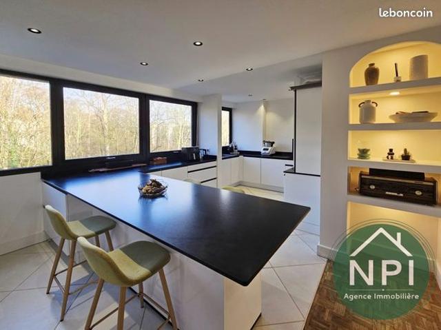 Appartement 6 pièces 120 m²