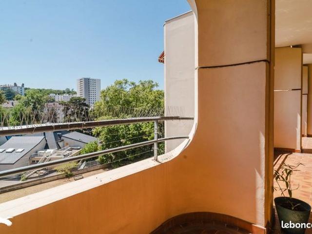 Appartement 6 pièces 120 m²
