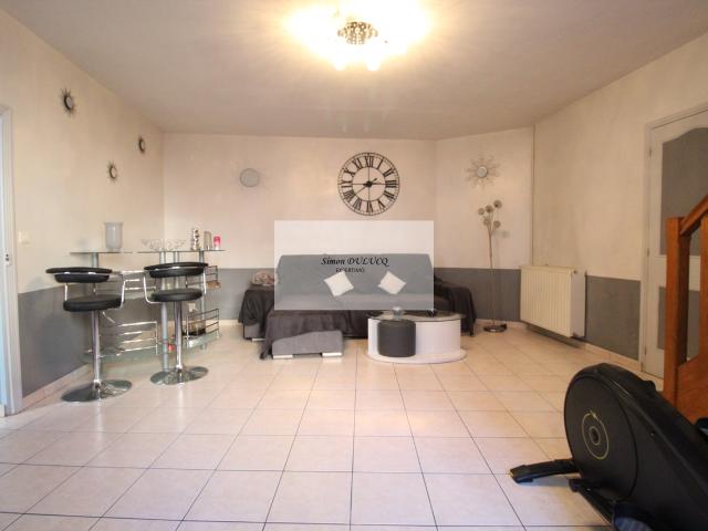 Appartement 6 pièces 121 m²