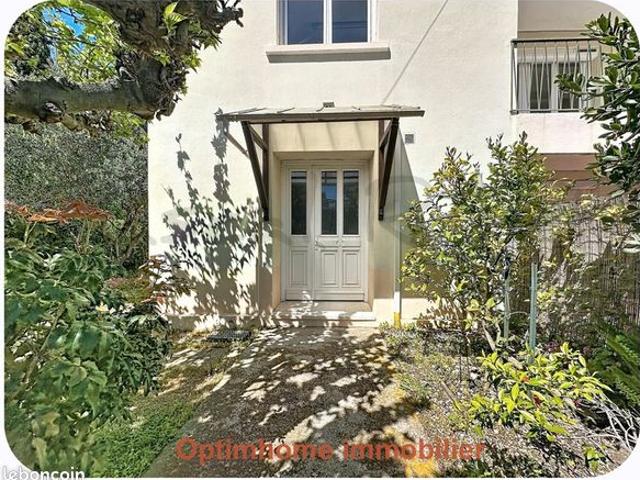Appartement 6 pièces 121 m²