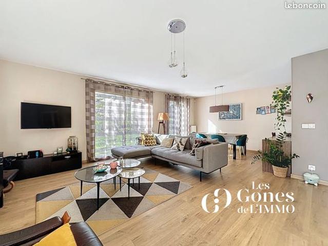 Appartement 6 pièces 121 m²