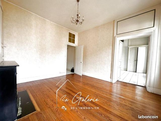 Appartement 6 pièces 122 m²