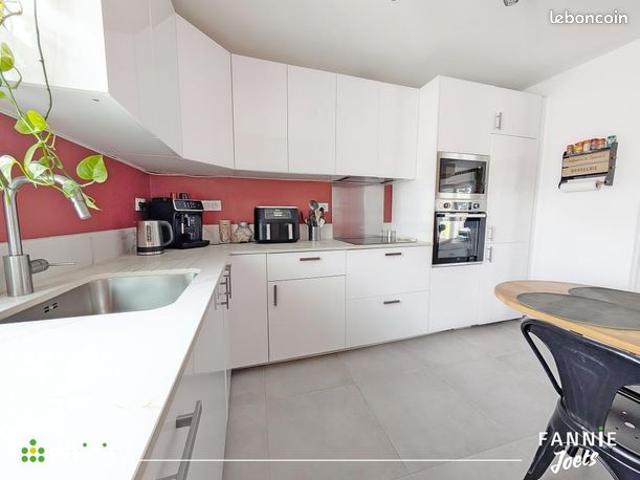 Appartement 6 pièces 122 m²