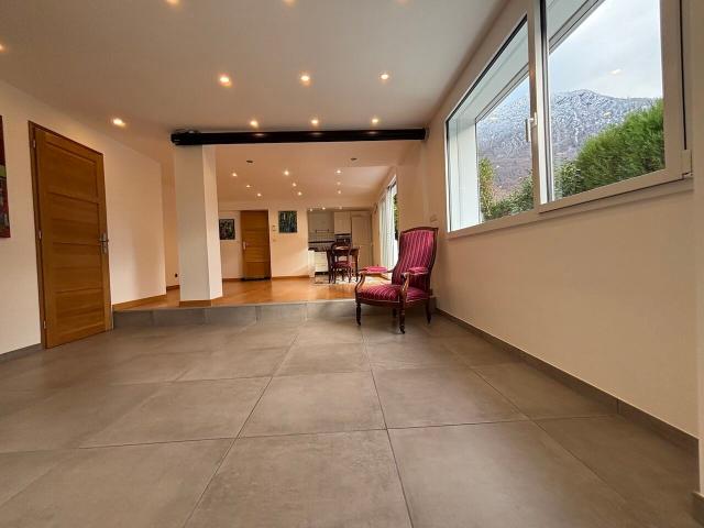 Appartement 6 pièces 125 m²