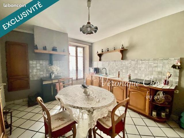 Appartement 6 pièces 126 m²