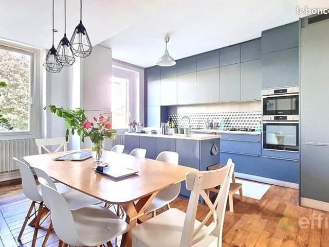 Appartement 6 pièces 126 m²