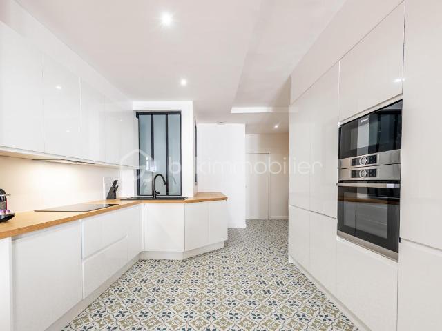 Appartement 6 pièces 127 m²
