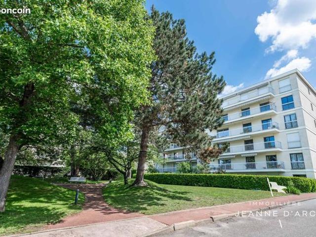 Appartement 6 pièces 129 m²