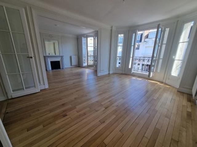 Appartement 6 pièces 129 m²