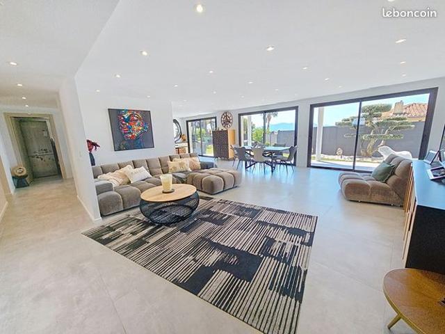Appartement 6 pièces 130 m²
