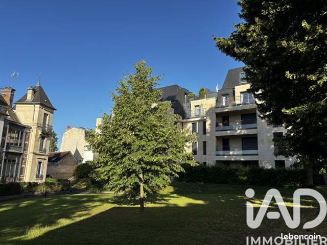 Appartement 6 pièces 130 m²