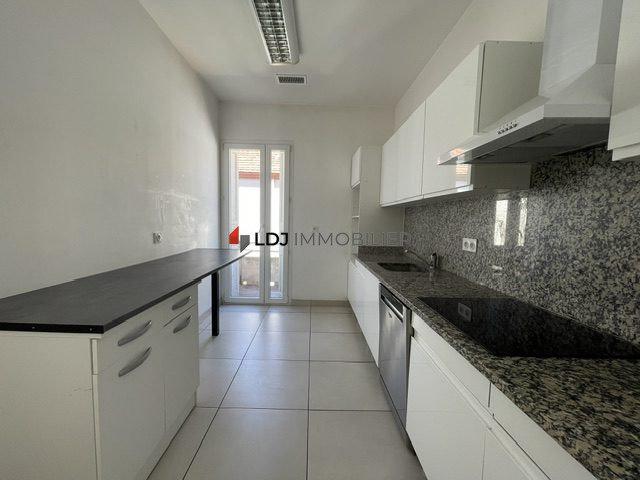 Appartement 6 pièces 130 m²