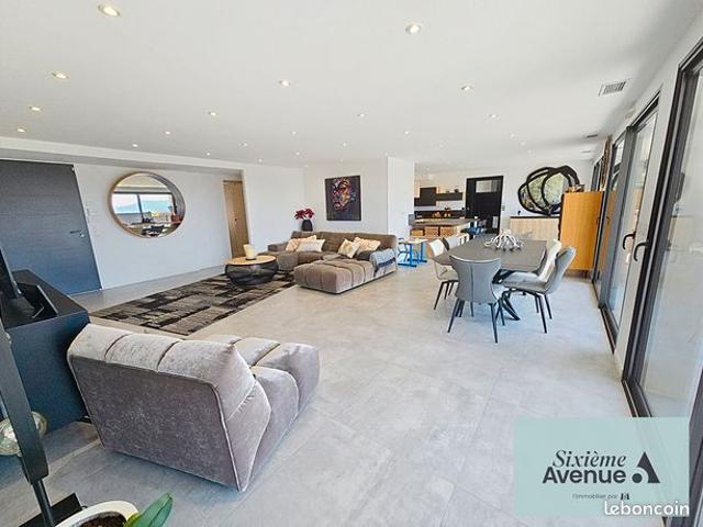 Appartement 6 pièces 130 m²