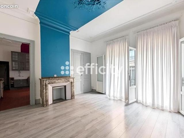 Appartement 6 pièces 131 m²