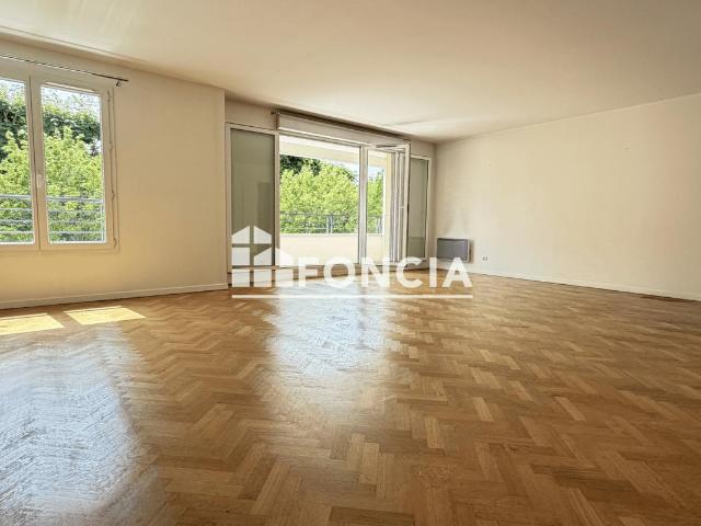 Appartement 6 pièces 132 m²