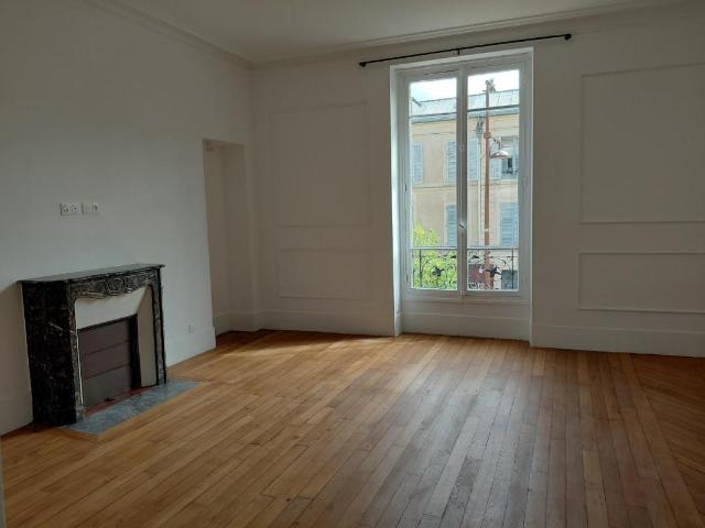 Appartement 6 pièces 132 m²