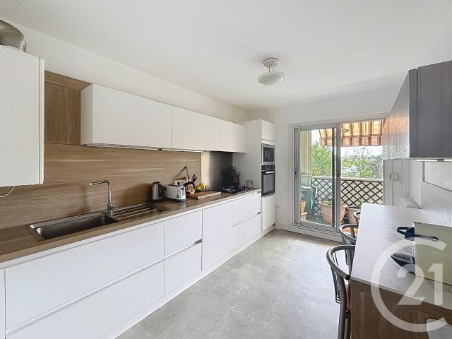Appartement 6 pièces 132 m²