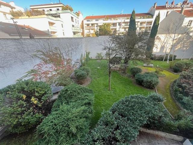 Appartement 6 pièces 132 m²