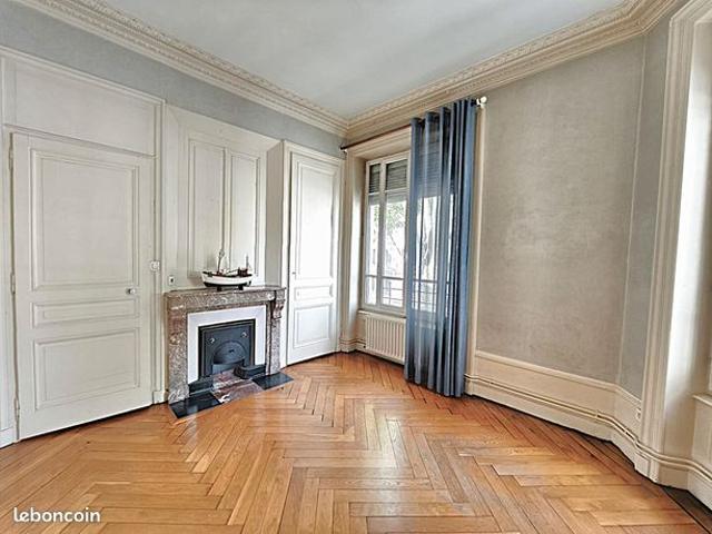 Appartement 6 pièces 133 m²