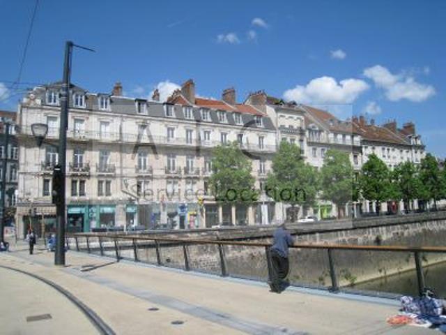 Appartement 6 pièces 135 m²