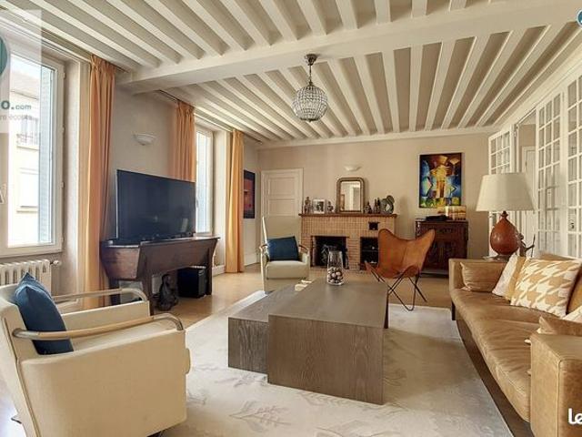 Appartement 6 pièces 135 m²