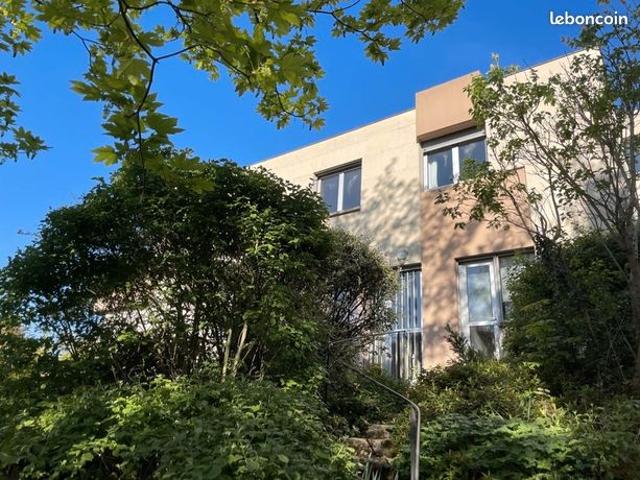 Appartement 6 pièces 135 m²