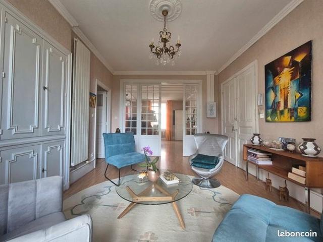 Appartement 6 pièces 135 m²