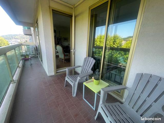 Appartement 6 pièces 136 m²