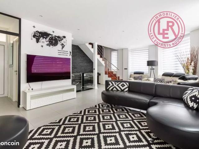 Appartement 6 pièces 138 m²