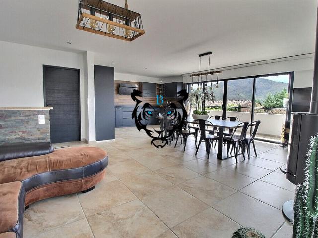 Appartement 6 pièces 139 m²