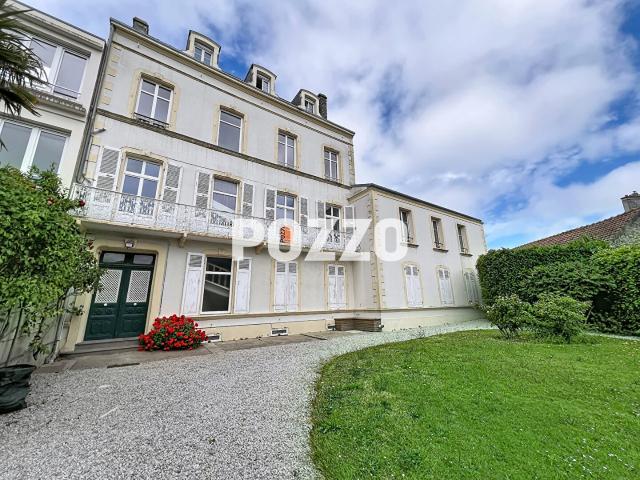 Appartement 6 pièces 140 m²