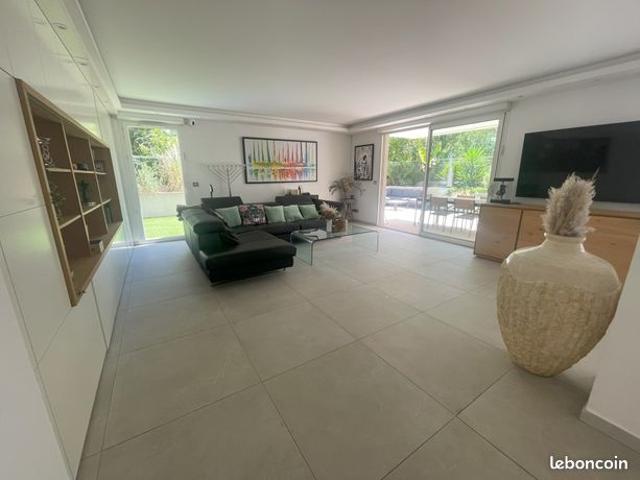 Appartement 6 pièces 140 m²