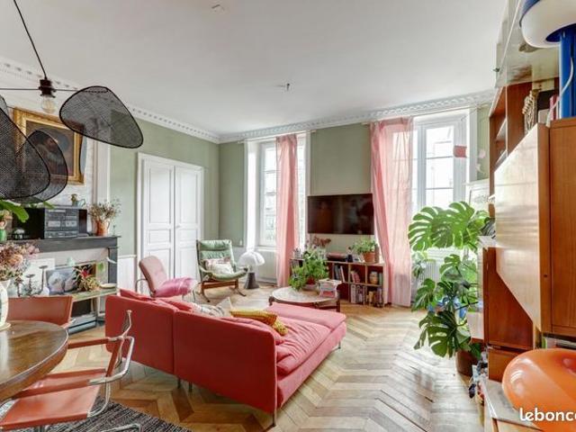 Appartement 6 pièces 140 m²