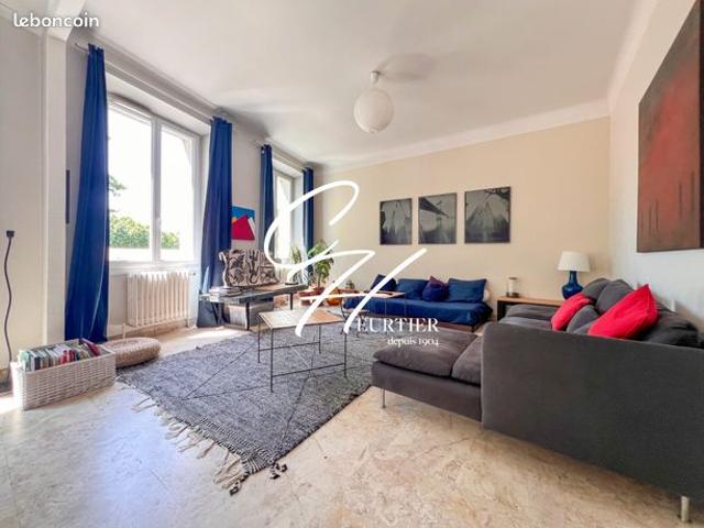 Appartement 5 pièces 144 m²