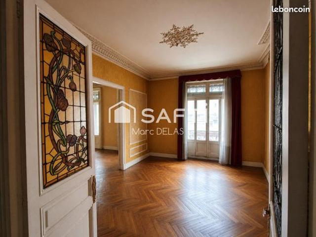 Appartement 6 pièces 140 m²