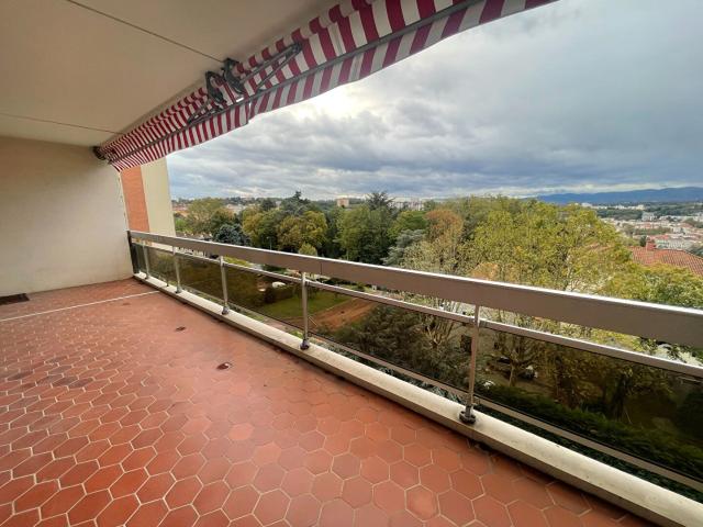 Appartement 6 pièces 140 m²