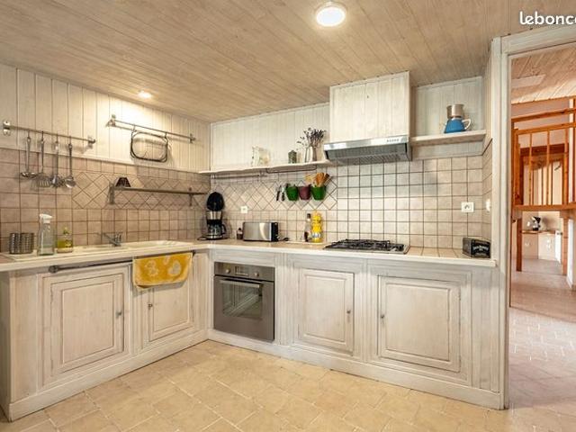 Maison 6 pièces 140 m²