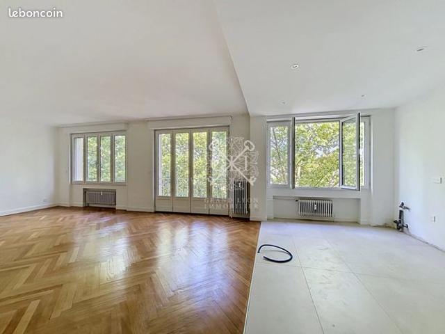 Appartement 6 pièces 141 m²