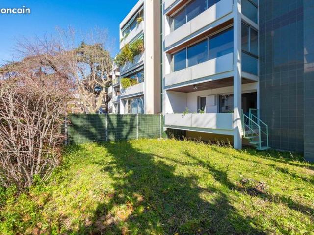 Appartement 6 pièces 141 m²