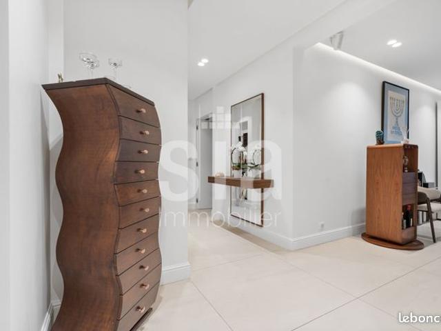 Appartement 6 pièces 142 m²