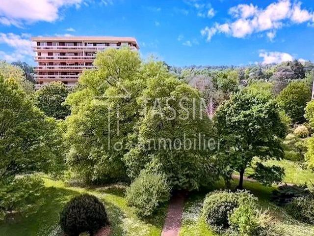 Appartement 6 pièces 145 m²