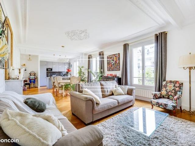 Appartement 6 pièces 145 m²