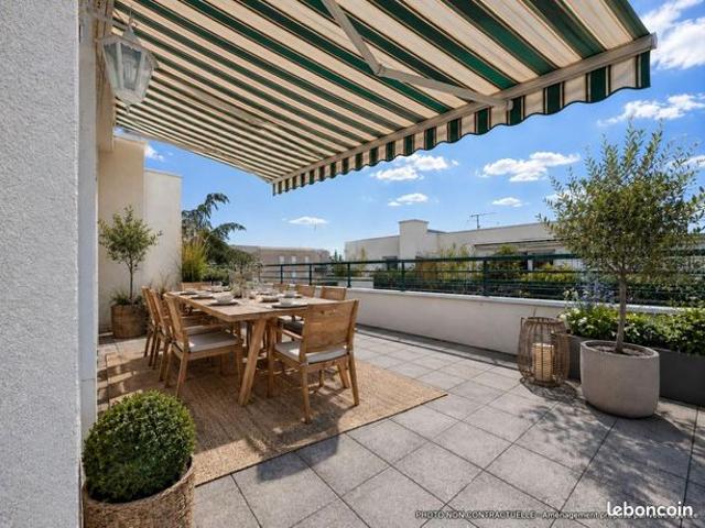 Appartement 6 pièces 145 m²